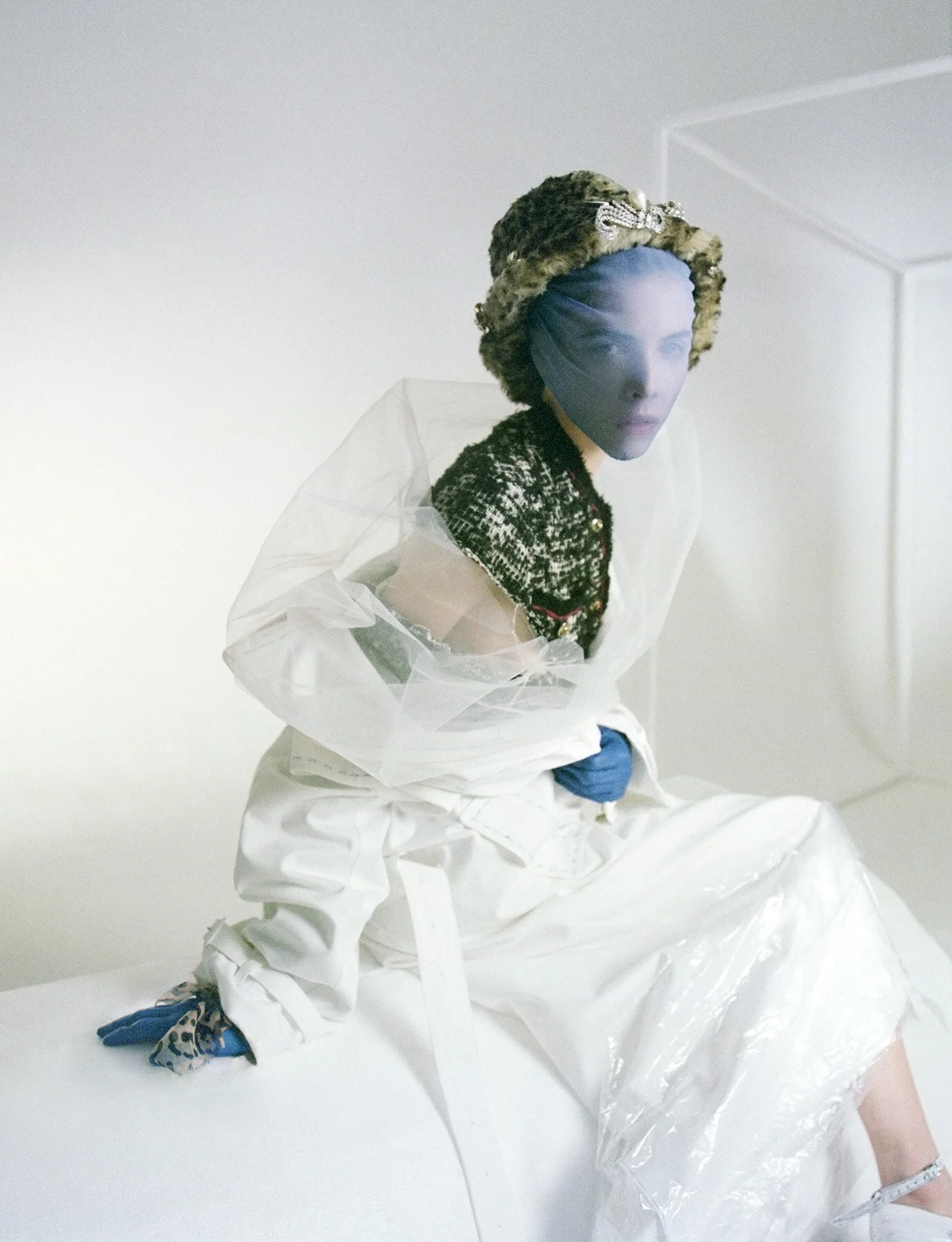 Movement direction still — vogue hong kong